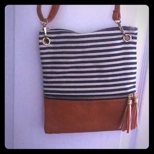 Navy blue shoulder bag